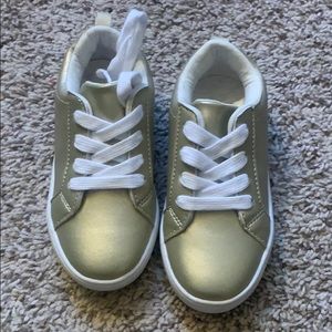 Gold toddler girl size 9 shoes